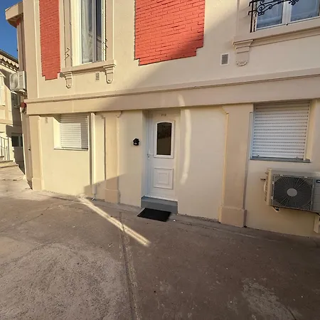 P10 Cosy & Clim-gare-chambre * Νανσύ